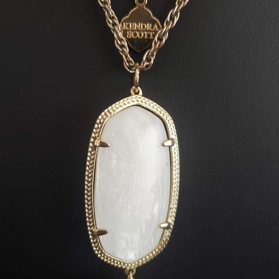 Kendra Scott Rayne 长吊坠项链珍珠母金盘签名 — 第 2/4 张图片