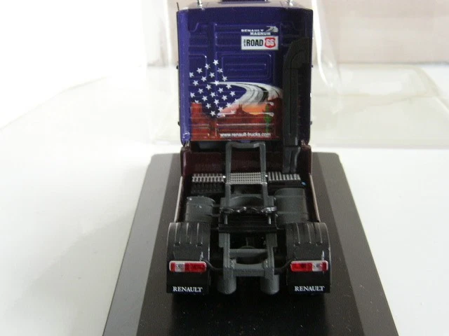 ELIGOR TRACTEUR RENAULT MAGNUM 2008 TRANSPORTS AVRIL réf 114618 1/43 - Photo 4/4