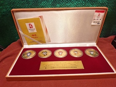 2008 BEIJING OLYMPIC MASCOTS 5 COIN COMMEMORATIVE MEDALLION SET. IN ORGINAL BOX