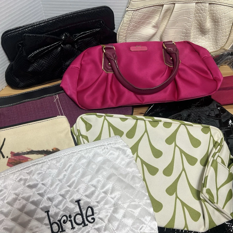 Lote De Colección 9 Bolsas Y2K Bolsos Cartera Embragues Avon Victoria Secret Maquillaje de Novia Foto 2 de 4