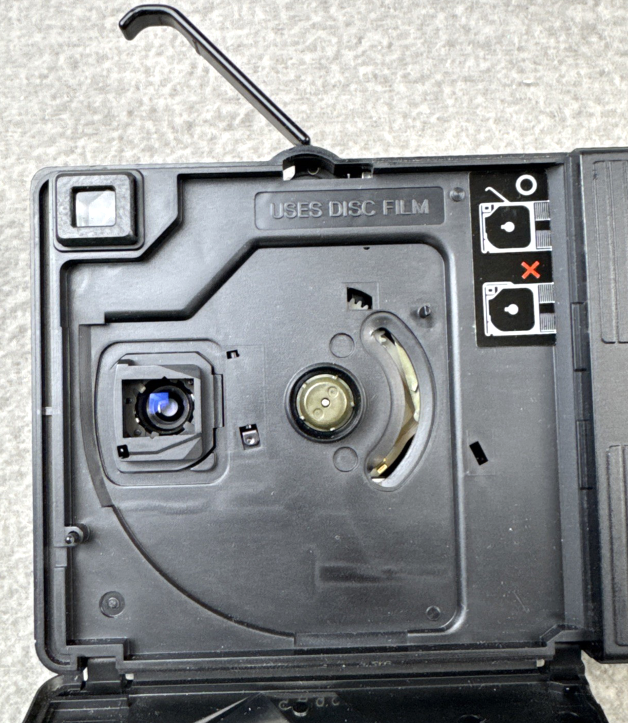 Foto 10 di 12