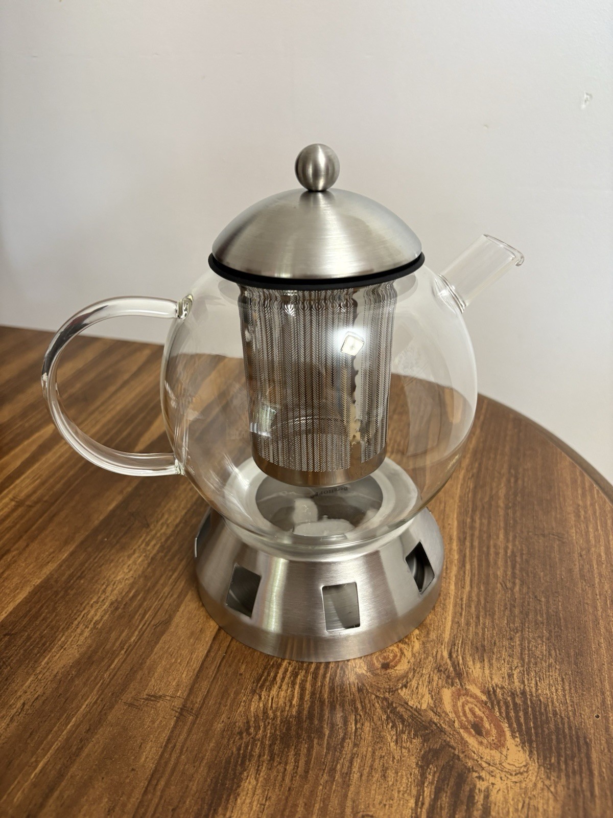 BergHOFF Essentials 1.3L Glass TeaPot With Stainless Steel Stand And Tealight