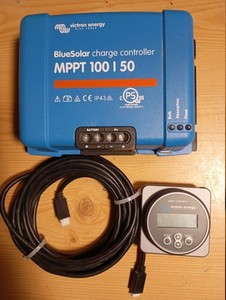 Victron SmartSolar MPPT 100/50 Laderegler 12V 24V + MPPT Control mit 5 m Kabel