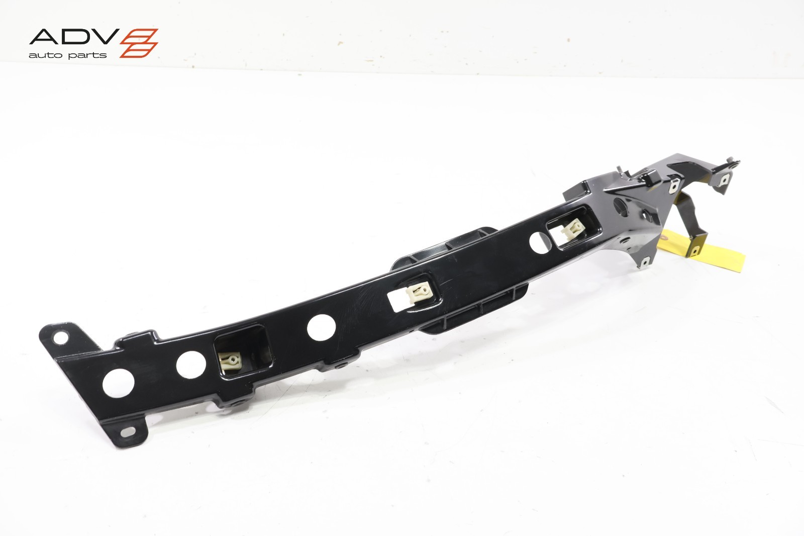 2014 - 2020 BMW i8 I12 FRONT LEFT DRIVER SIDE FENDER SUPPORT BRACKET OEM