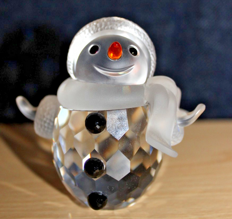 Swarovski Snowman Crystal Figurine #250229 2.2" Original Box Retired