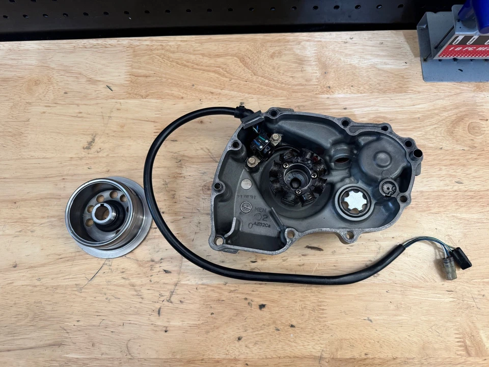 Honda CRF450R 2008 cubierta de estator y volante encendido 2004-2008 Foto 2 de 2