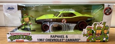 Jada 1/24 Teenage Mutant Ninja Turtles 1967 Chevy Camaro With Raphael