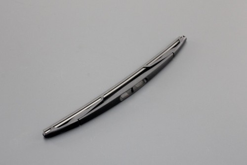 Genuine Toyota rear wiper blade 85242-0H010 - Picture 2 of 3