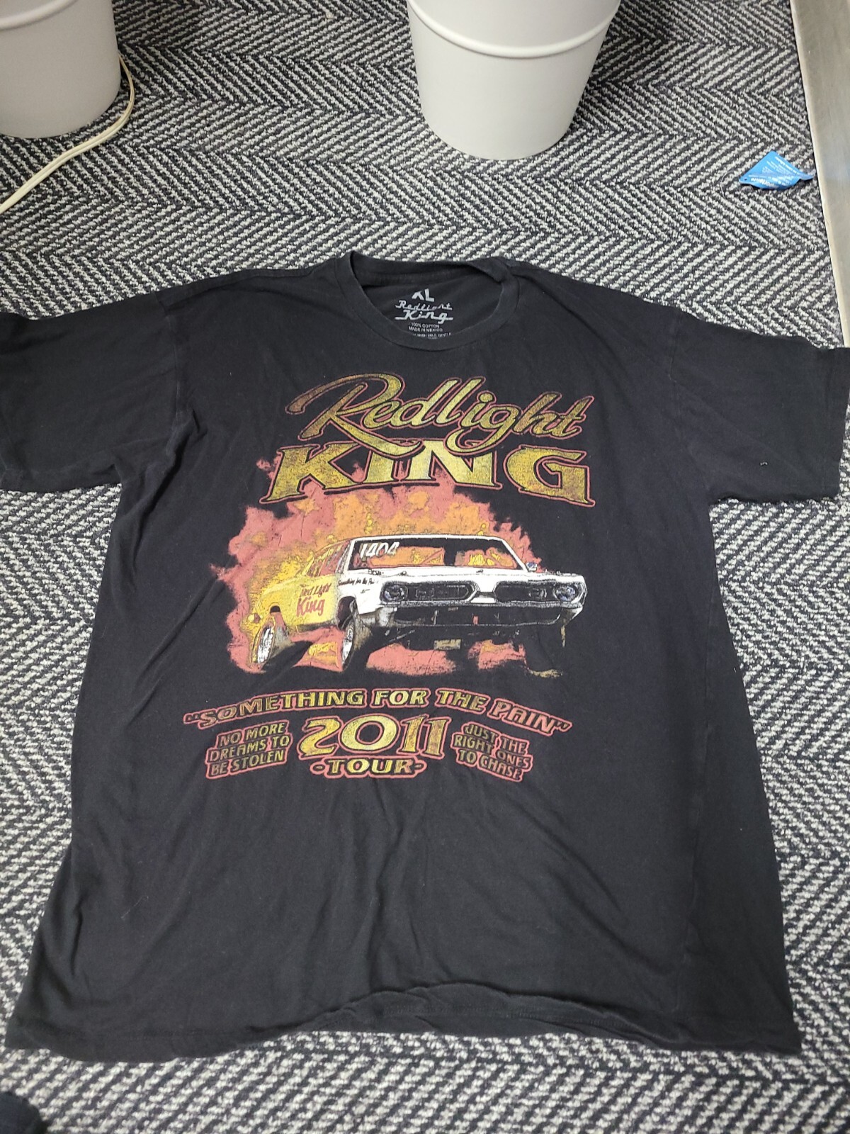 Picture 1 of 3