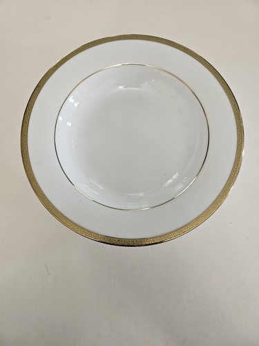 Gold rimmed plates Charter Club Grand Buffet Set/6 - 9" Plates unused