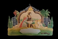 Krippenszene - antiker Kalenderhalter aus gepr&auml;gter Pappe  (# 14131)