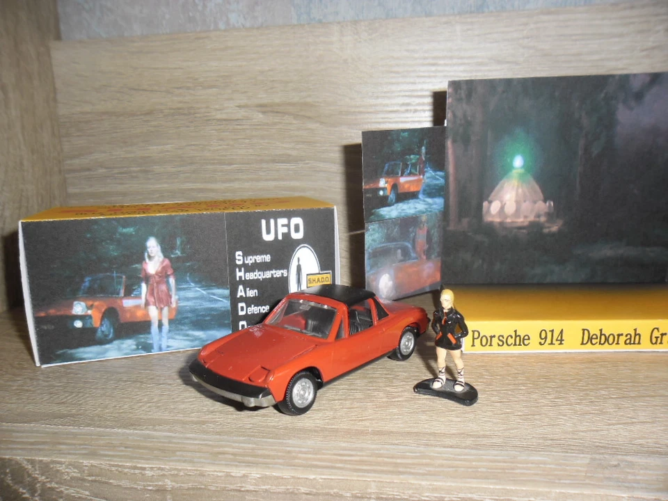 UFO SHADO GERRY ANDERSON PORSCHE 914 Deborah Grant CODE 3 MODEL  + BOX / DISPLAY - Image 4 of 4