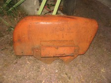 Allis Chalmers Tractor Fender D17