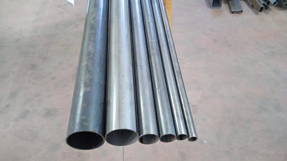 PROFILO TUBO TONDO IN acciaio/FERRO S235JR LUNGA 3 metri - Immagine 2 di 4