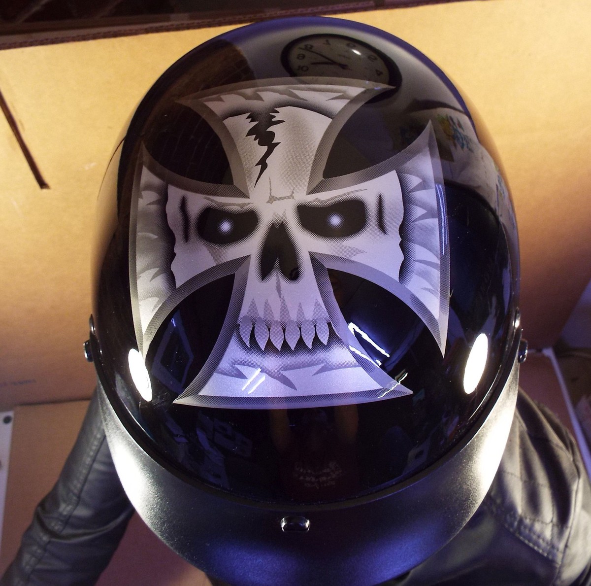 100 dollar motorcycle helmet ScorpionEXO R420 Full Face The Daytona Cruiser Money helmet is a 3/4 open face helmet that meets and exceeds D.O.T Can-Am Pyra Fade Helmet (DOT/ECE)
