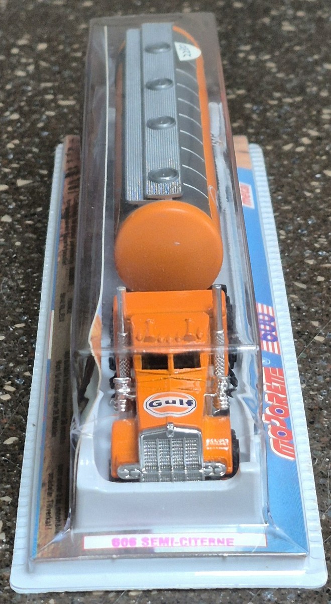 Majorette rare n°610, camion orange et roquette jaune Telestar, 1/87e
