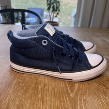 Converse Chuck Taylor All Star Youth Boy's Slip on Shoes Size 2 Navy Blue-Black