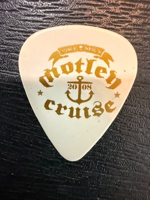 MOTLEY CRUE  #5 /   2008 / MOTLEY CRUISE  /  ONE SIDED  /  GUITAR PICK