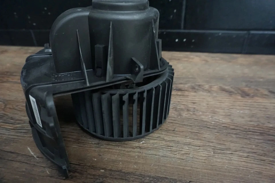 Ventilateur D'Intérieur Moteur De Ventilation Pour VW BUS T5 7H1820021B - Photo 2/3