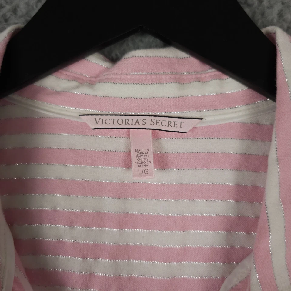 Camisa para dormir Victoria's Secret para mujer grande rosa plateada metálica a rayas abotonada Foto 3 de 4