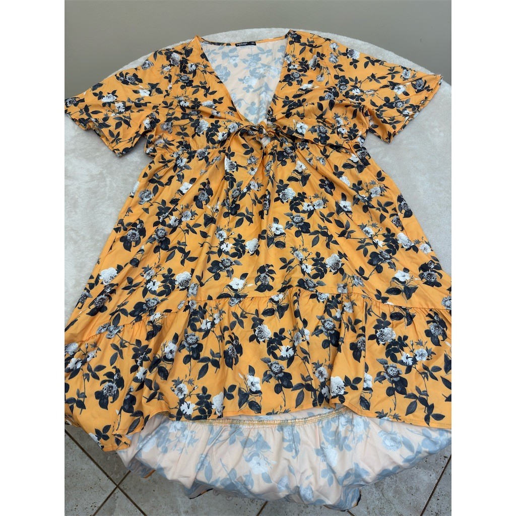 SHEIN Curve Dress Womens 3XL Yellow Floral Hi-Low Tie Front V-Neck