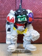 Warhammer 40k Rogue Trader Ork Renegade Boss in Power Armor Bionik Arm Metal