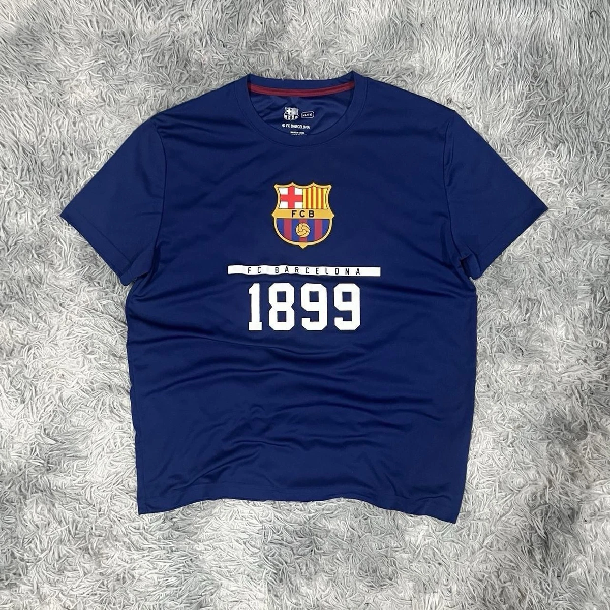 T-shirt Nike FC Barcelone – Noir, Homme, Taille M, Manches Courtes, Logo FCB, Occasion