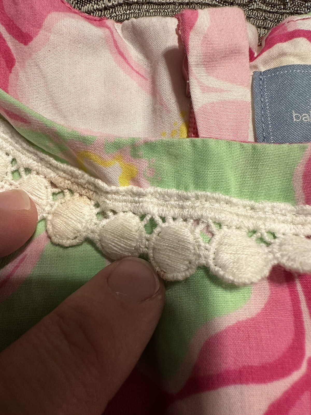 Picture 2 of 4