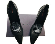 Scarpe Prada in pelle UK6,5, EU39,5, soletta 26,5 cm prezzo di listino £495