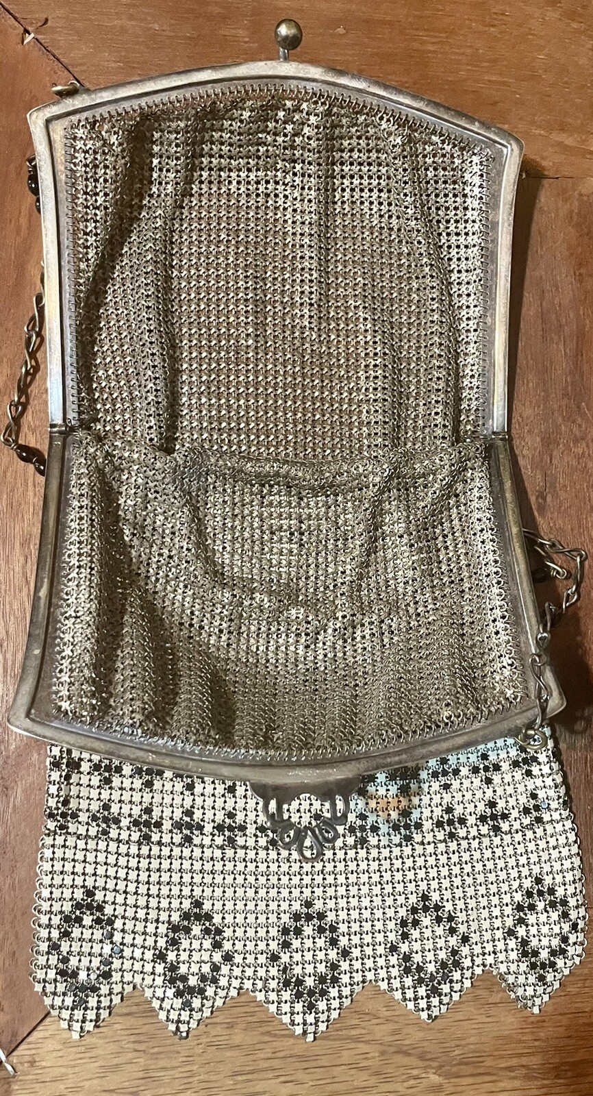 Picture 3 of 5