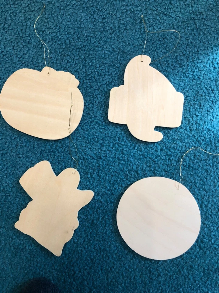 Conjunto de 4 enfeites de árvore de madeira com tema pirata colorir o seu próprio	 - Imagem 2 de 2