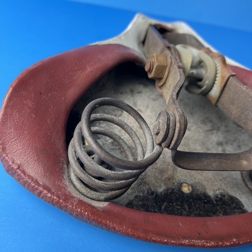 MESINGER S SITZ ROT / WEISS PASSEND FÜR SCHWINN TYPHOON RENNRÄDER & ANDERE EIN JAHR S36 - Bild 15 von 22