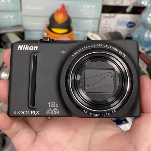 Nikon Coolpix S9100 fotocamera digitale compatta 12,1 MP 18x zoom ottico - nero - Foto 1 di 6