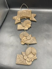 Vintage Abbey Press Faux Wood Wall Hanging Joy to the World 1970's Musical Angel