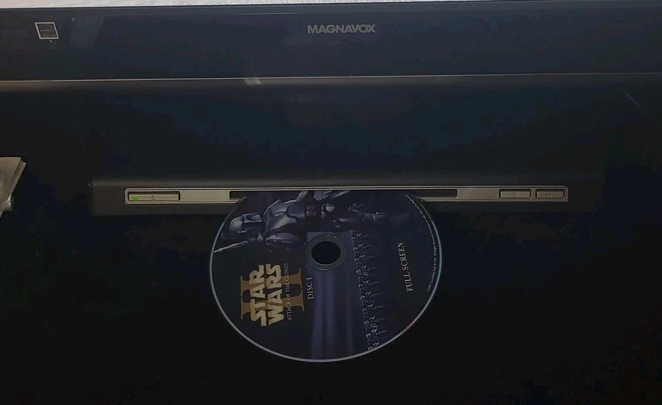 MAGNAVOX 🔥 19MD358B 720p 19" LCD HDTV DVD TV HDMI NEW REMOTE RETRO GAMING - Image 2 of 4