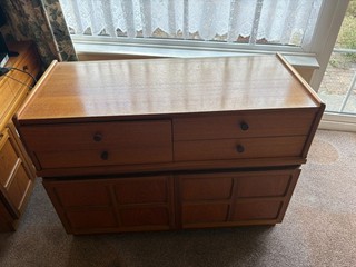VINTAGE ? PARKER KNOLL SQUARES SIDEBOARD