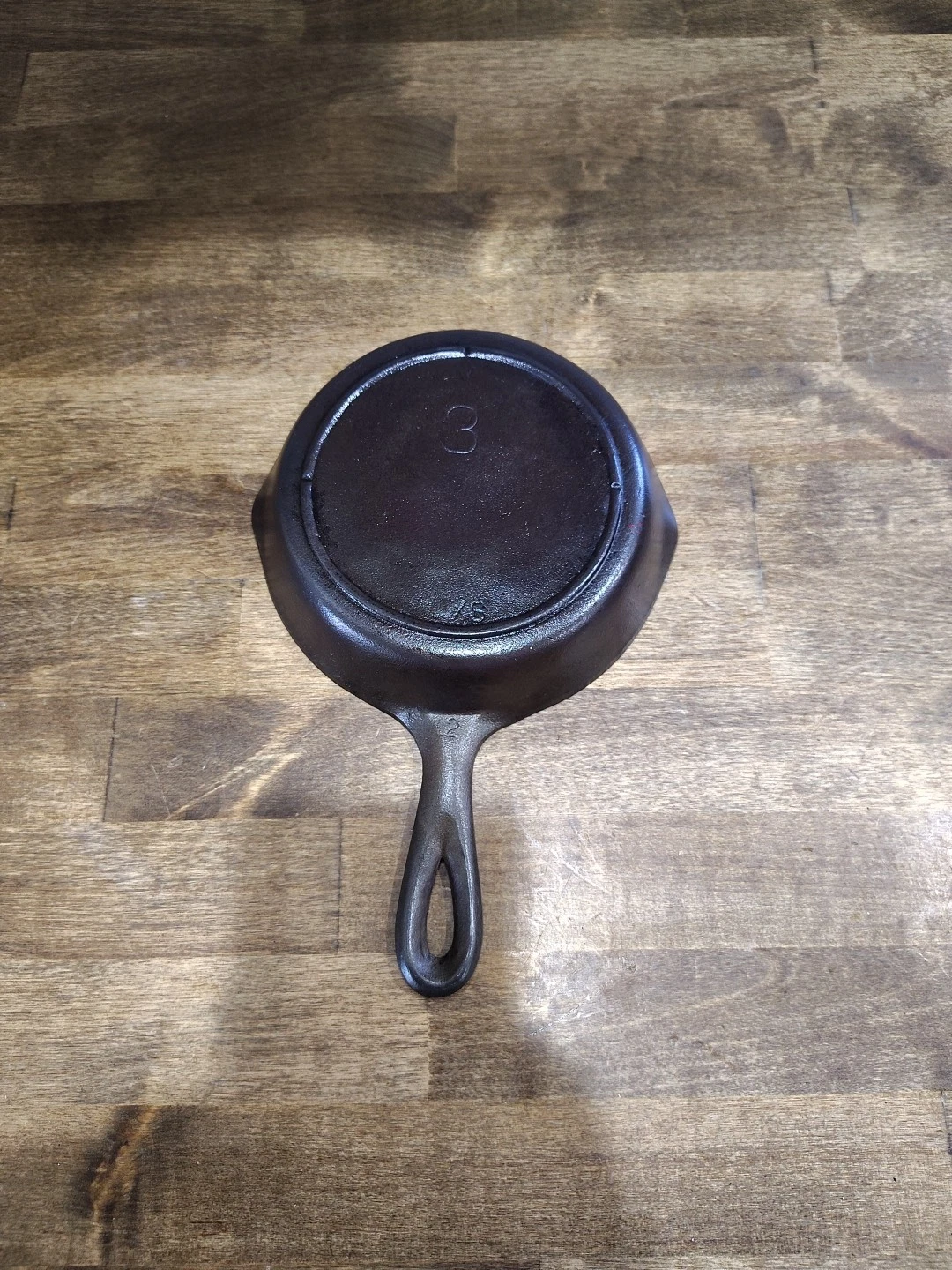 Lodge 3-Notch Cast Iron Skillet No. 3