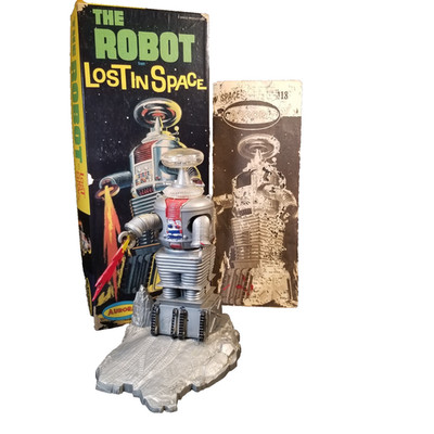 Aurora 418-130 The Robot Lost in Space Model Kit Original 1968 Nice!