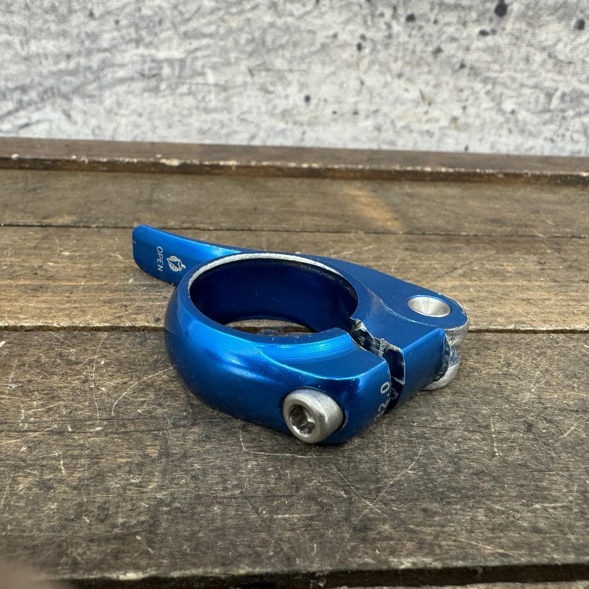 Vintage Salsa Quick Release Seatpost Clamp 32.0mm Blue MTB Road