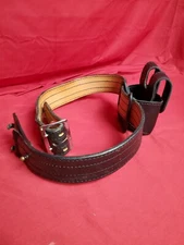 4011 Dutyman Black Full Grain Leather Size Police Belt 36 W/Double Mag Pouch