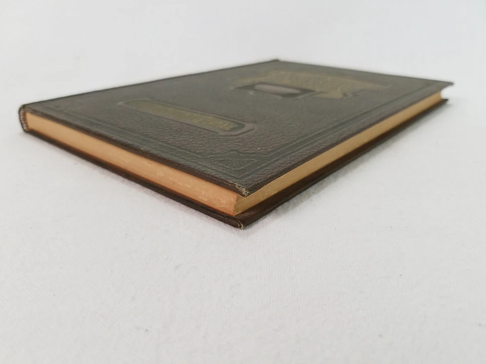 Two Hundred Successful Pie Recipes Lulu Silvernail 1947, Signed, Cookbook - Image 3 of 4