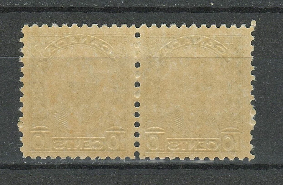 Canada 1930 - 10c pair ☀ MLH stamps  - Image 2 of 2