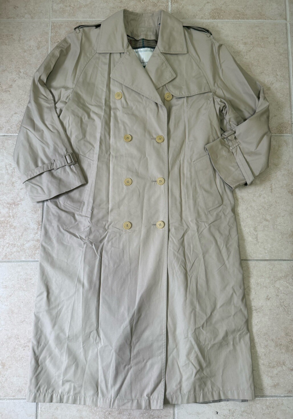 London Fog 10 Limited Edition TanKhaki Trench Coat with Plaid Wool Lining Long Jacket for Timeless Style and Warmth