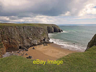 Photo 6x4 Cliffs east of Saddle Point: Stackpole Elidor Bosherston  c2016