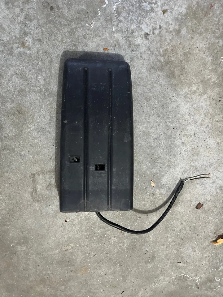 Conjunto de tercera luz de freno trasera Jeep TJ Wrangler OEM 55055280AB 1997-2006 148406 Foto 2 de 2