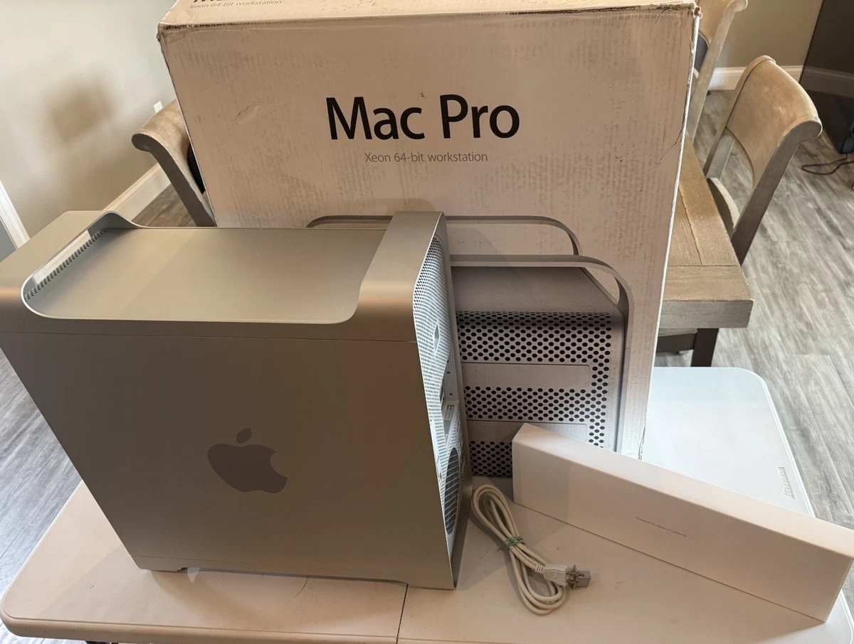 Preços baixos em Computadores desktops e all-in-one Apple Mac Pro