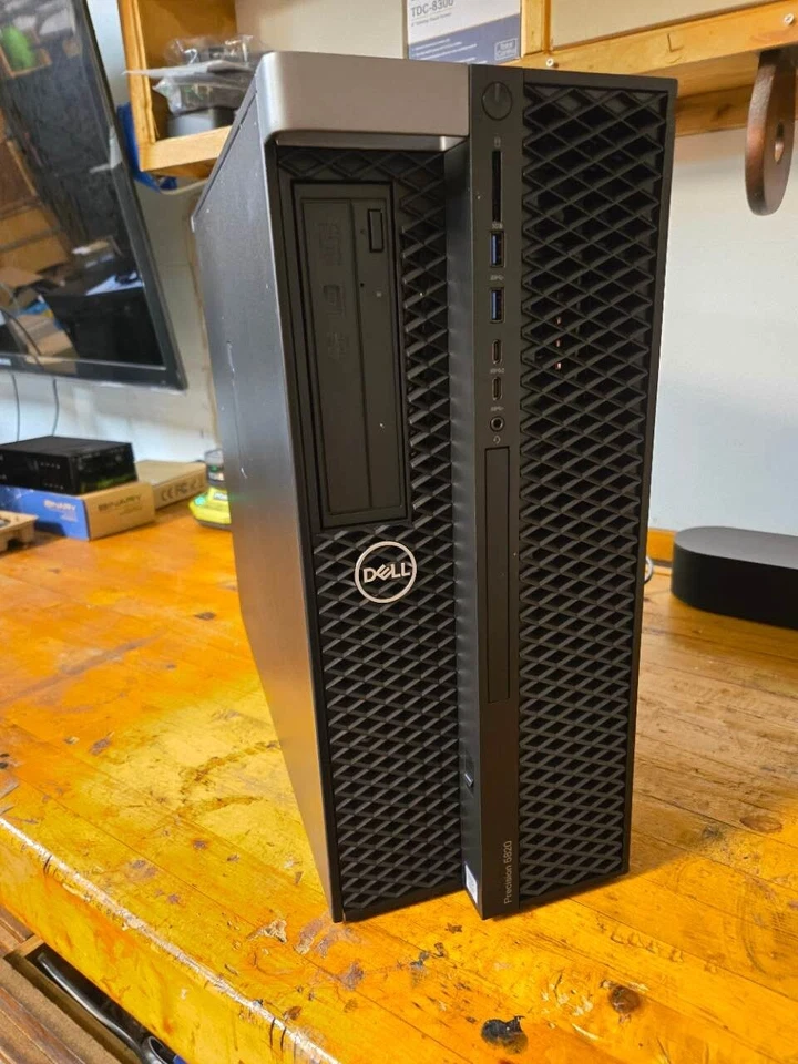 Estación de trabajo de escritorio Dell Precision T5820, W-2125 4,0 GHz 4 núcleos, 64 GB DDR4 Foto 3 de 4