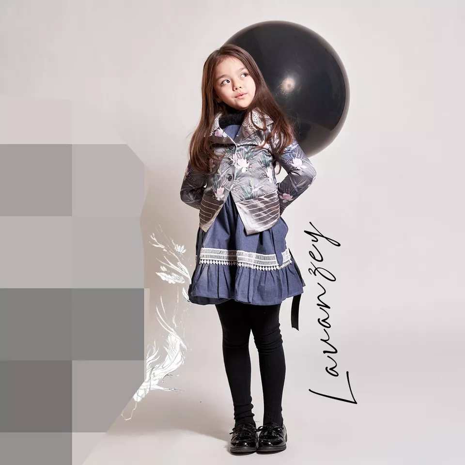 Girls Velvet Blazer 3-4-5-6-7-8-9ys Silver Grey floral Jacket with Lace Collar - Image 2 of 4
