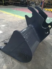 New 36 Inch Excavator Bucket Fits Kubota KX057 Quick Attach USA Attachments