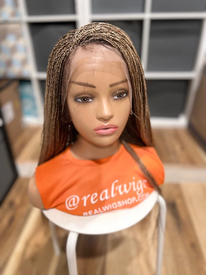 Peluca trenzada: peluca dorada micro twist dos tonos. Hecho una peluca de encaje completa. Longitud es 28 Foto 2 de 4